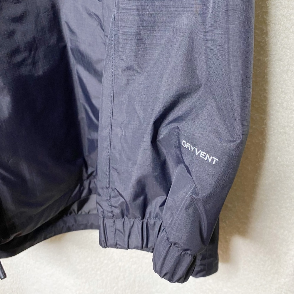 {The North Face} Resolve Jacket - image 3